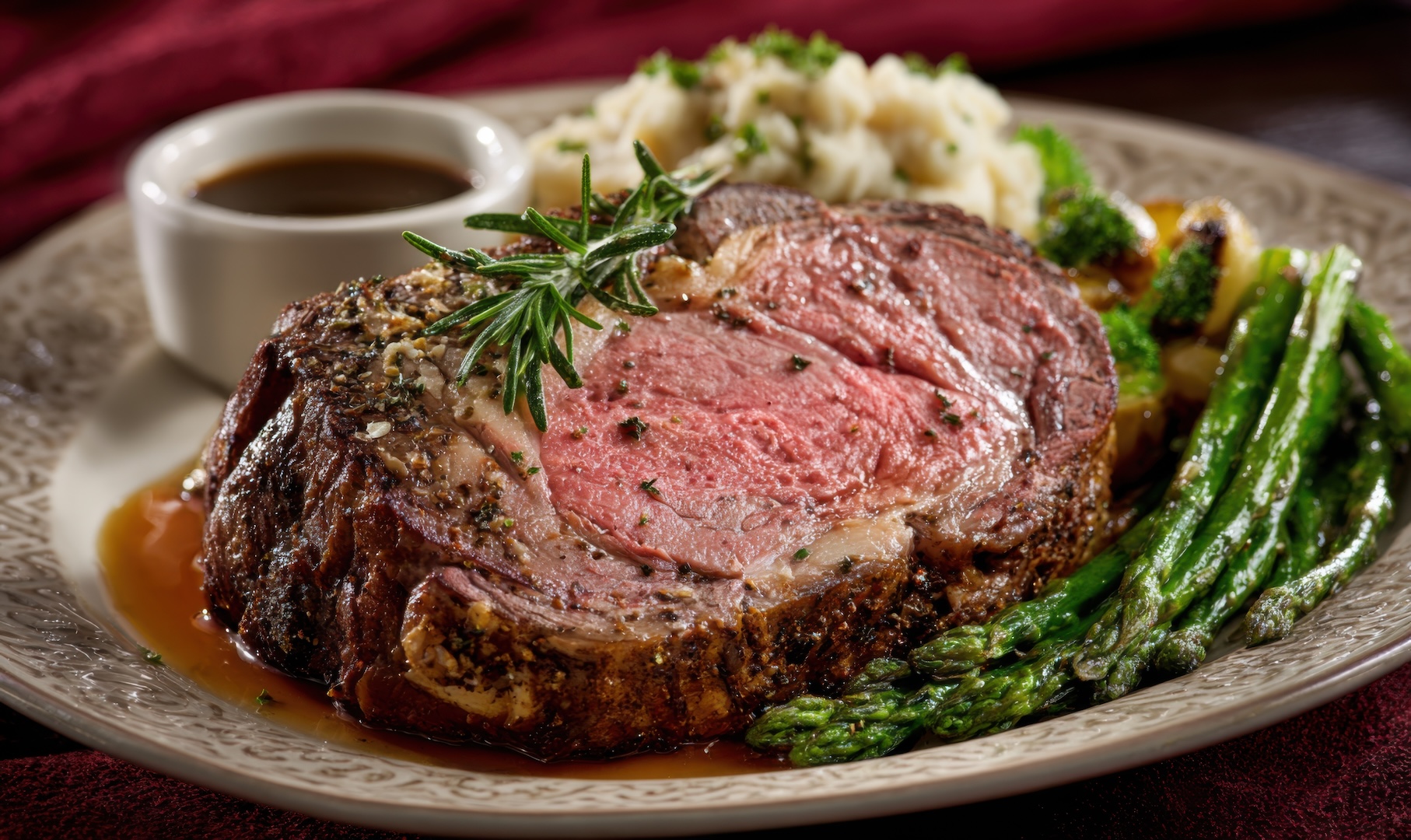 Prime Rib with Asparagus and Mashed Potatoes